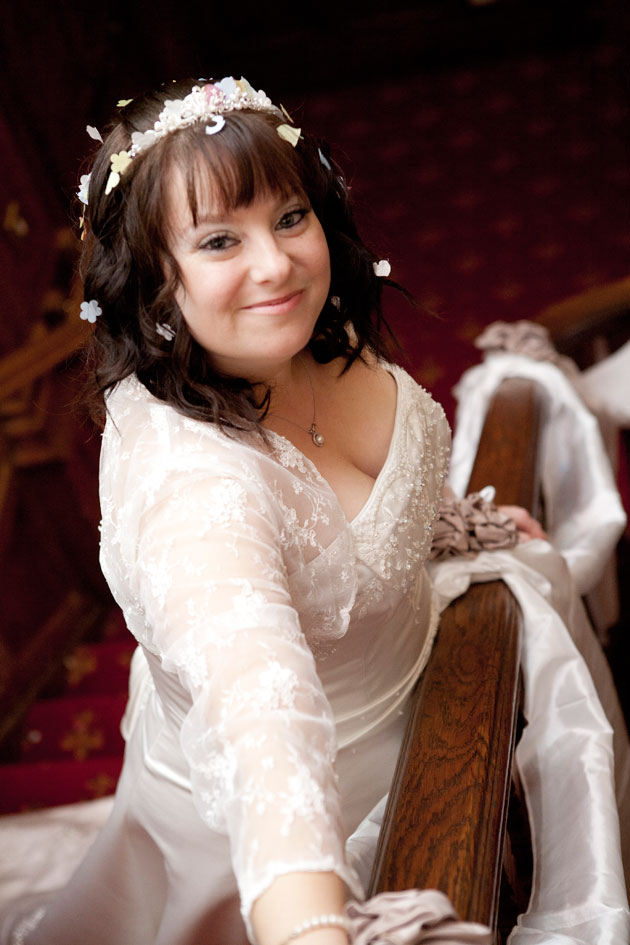 bride on stairs ewell court house
