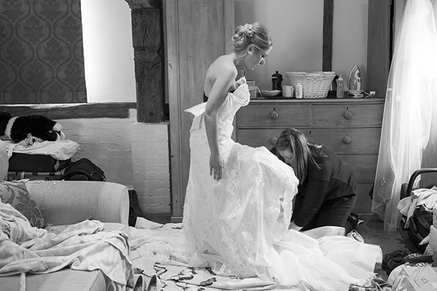 Bride getting ready at Channels