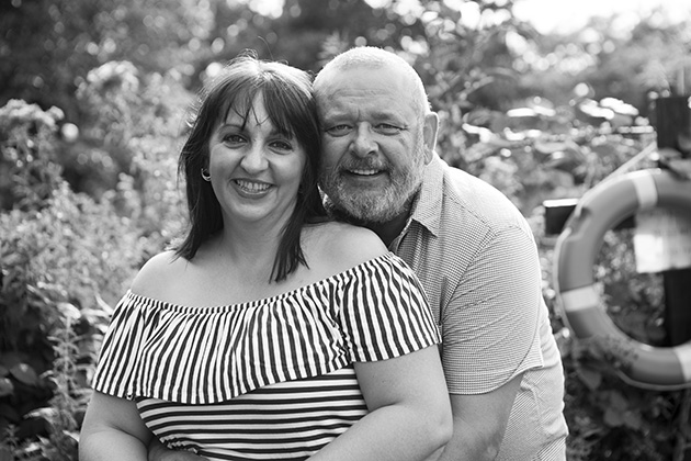 black and white photo of couple by the side of the River Chelmer