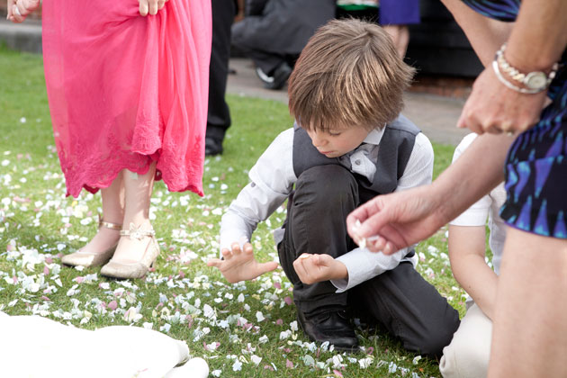 children collecting confetti crondon park