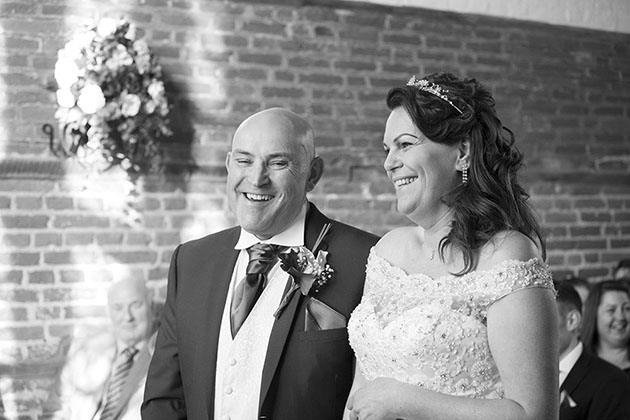 Leez Priory Wedding Ceremony 04 028