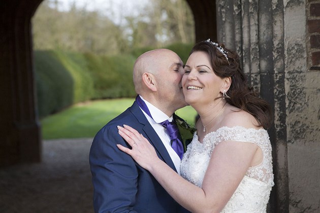 Leez Priory Wedding 06 051